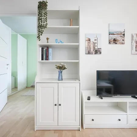Apartment Selah By Adex Travel